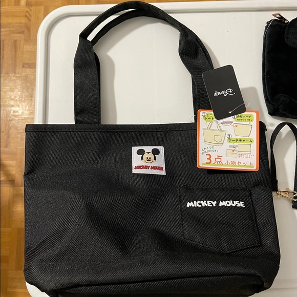 Disney Set - Picture 2 of 5